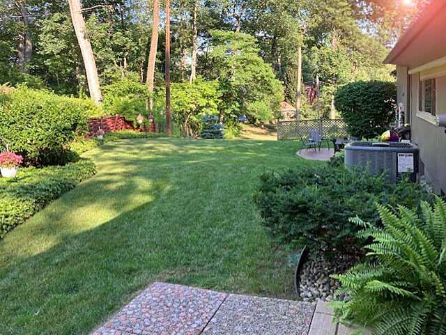 970 Briarcliff Road Jackson, MI 49203 - Photo 34 of 50 970 Briarcliff Summer 04
