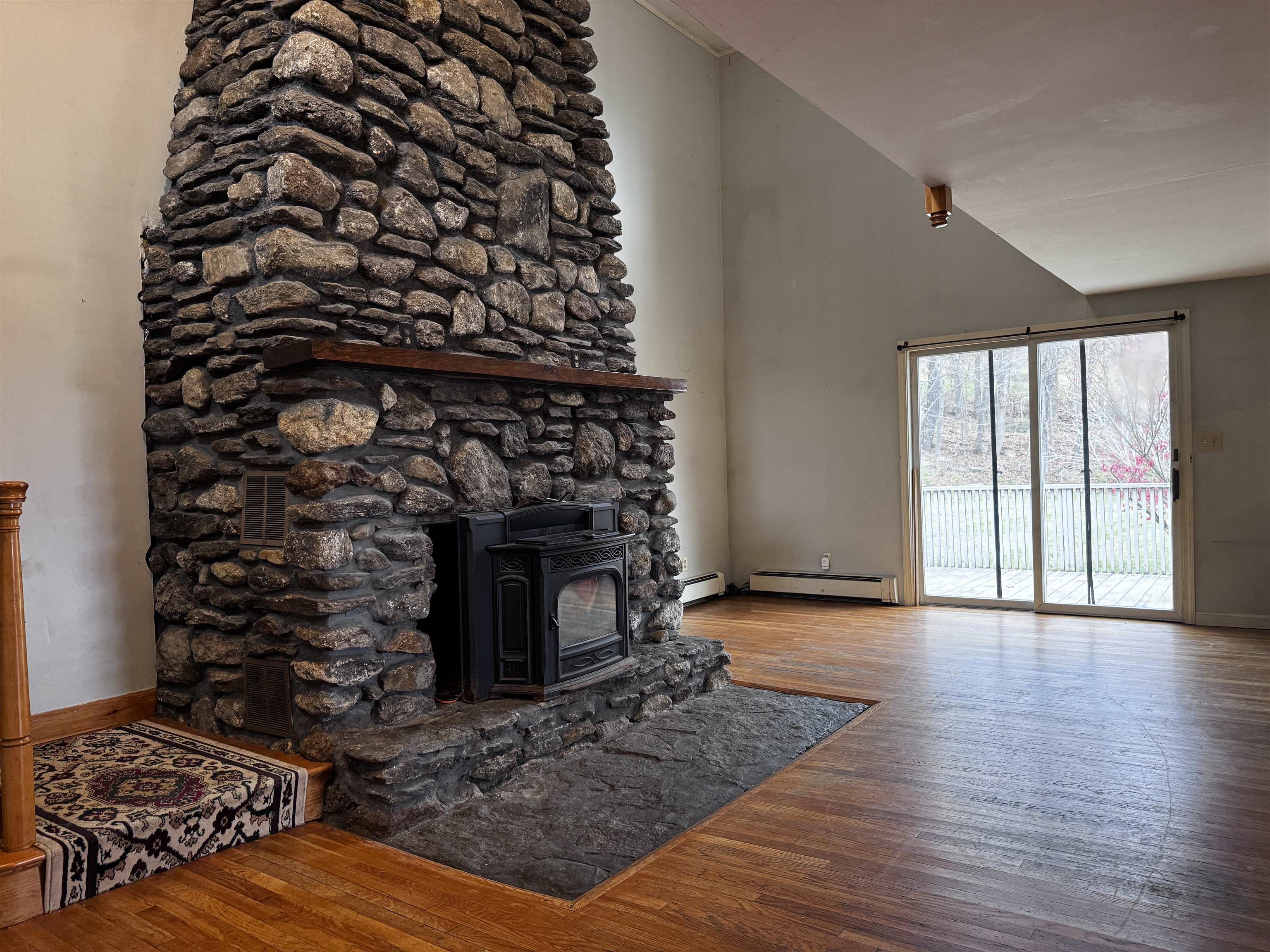 306 Turnpike Road New Ipswich, NH 03071 - Photo 9 of 31