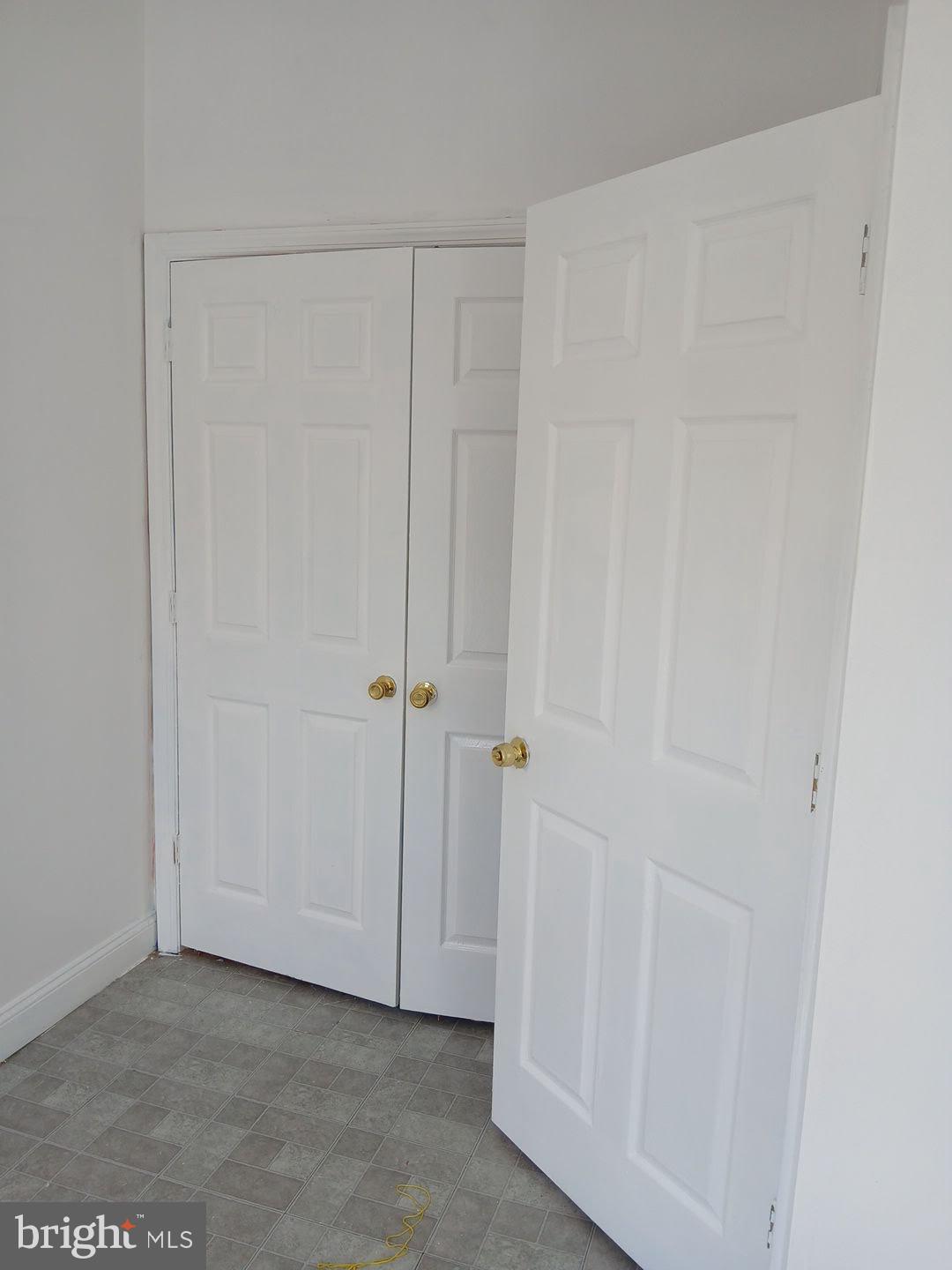 314 Academy Street Trenton, NJ 08618 - Photo 4 of 5