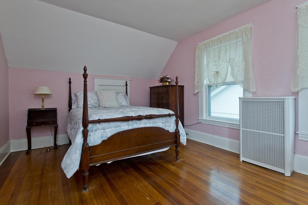 19 Bay State Road Holyoke, MA 01040 - Photo 30 of 41 Gallery Image 30