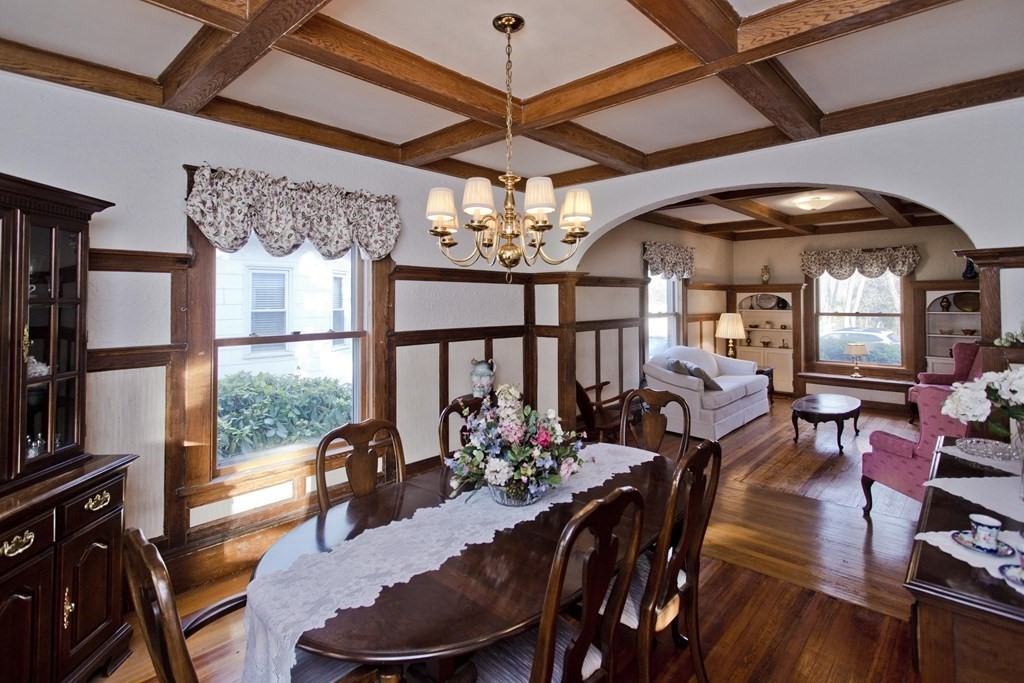 19 Bay State Road Holyoke, MA 01040 - Photo 10 of 41 Gallery Image 10