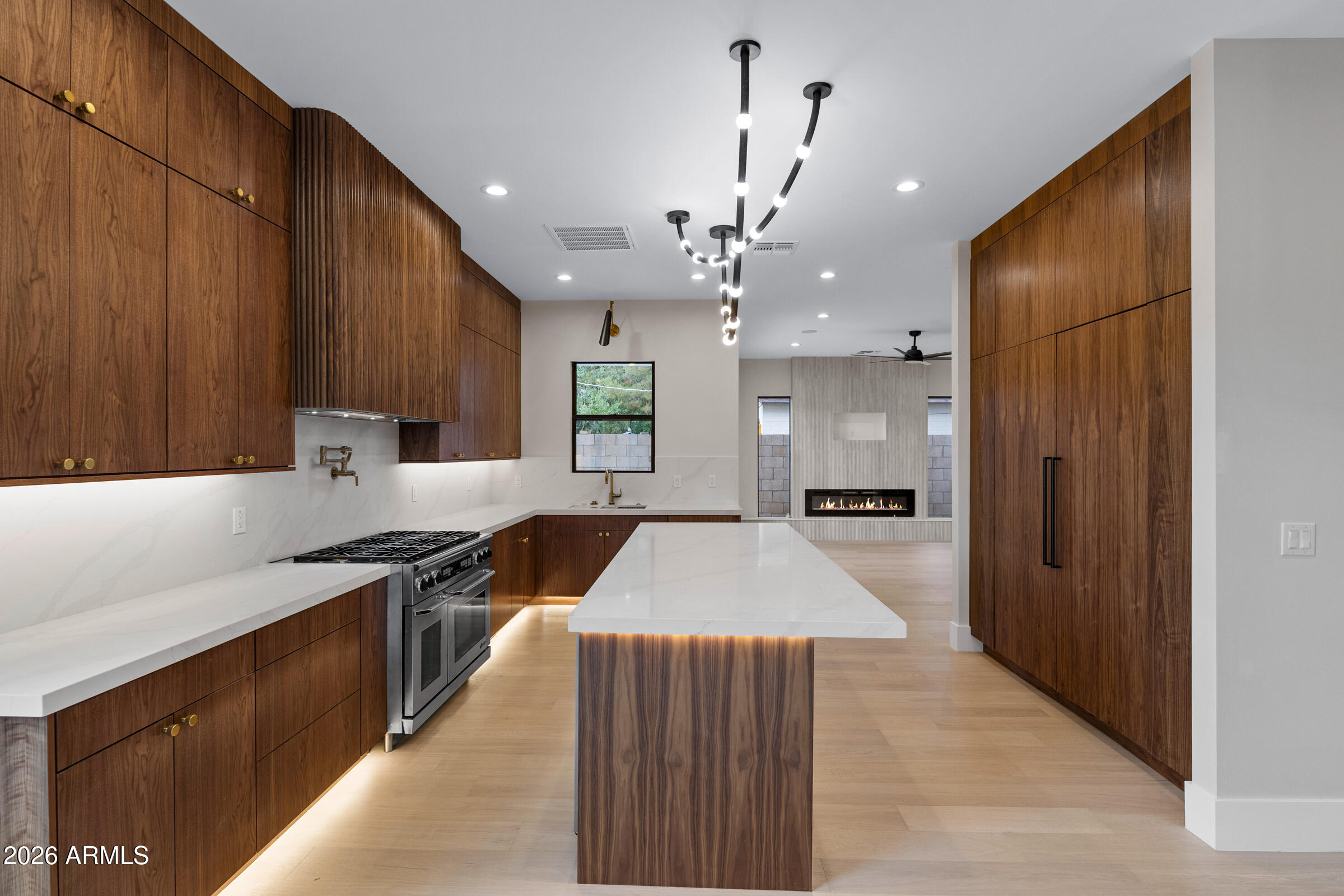 4422 East Roma Avenue Phoenix, AZ 85018 - Photo 13 of 72
