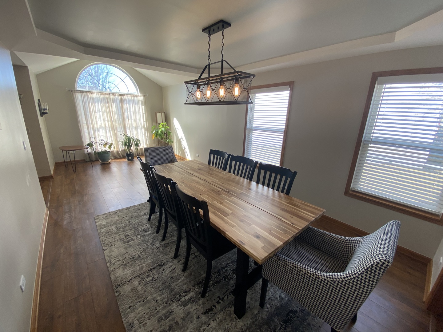1906 Long Ridge Court Plainfield, IL 60586 - Photo 9 of 30 Gallery Image 9