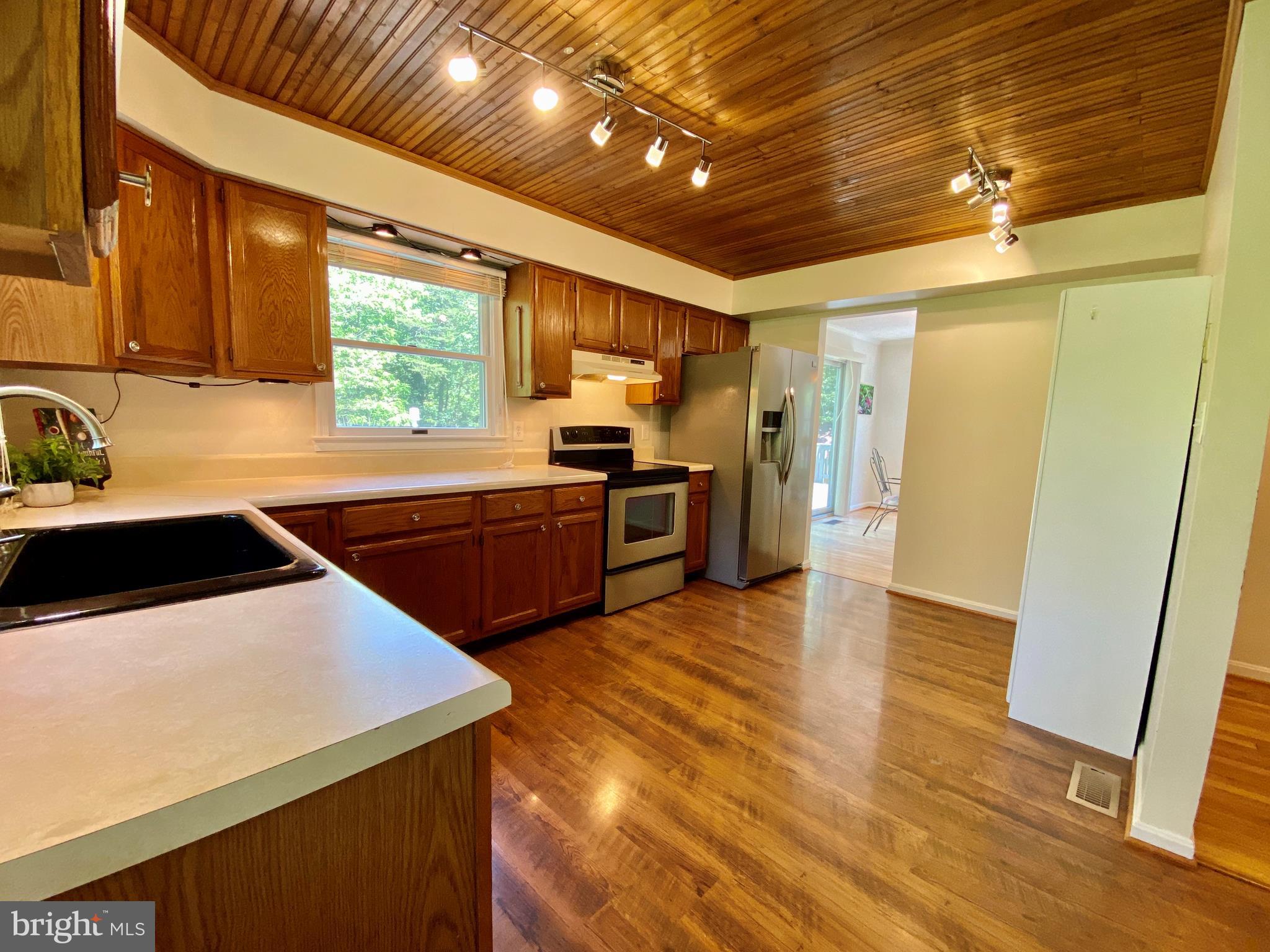 6799 Howellsville Road Boyce, VA 22620 - Photo 11 of 53 Beautiful Kitchen with Stainless Steel Appliances