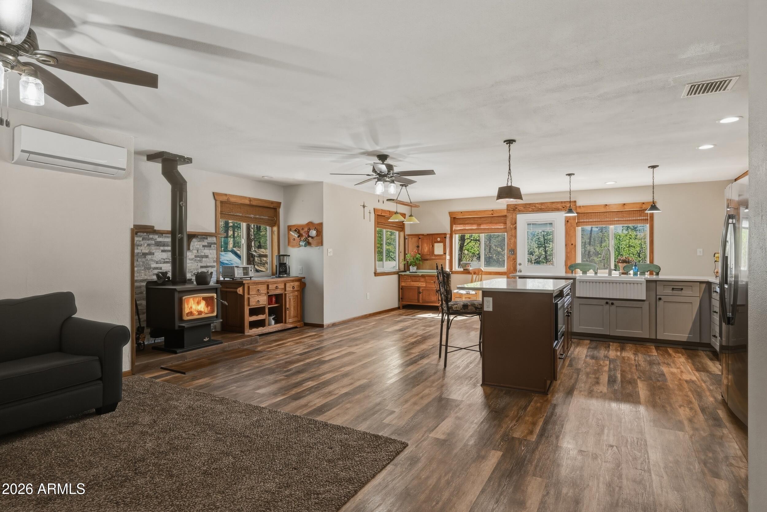 3533 Foothill Road Pine, AZ 85544 - Photo 6 of 55 7 Open room