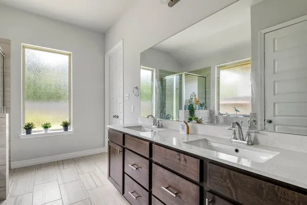 $3,300 | 9743 Birchwood Holw Trail, Tomball, TX 77375