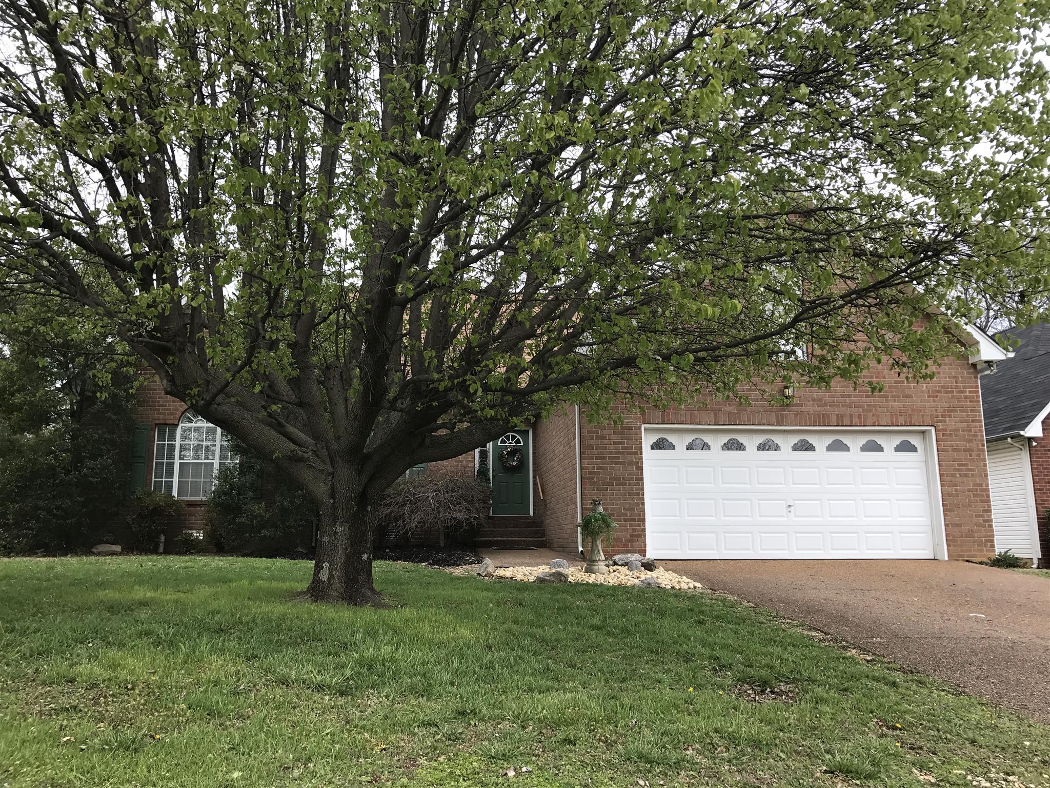 2056 Ransom Place Nashville, TN 37217 - Photo 2 of 10 Gallery Image 2