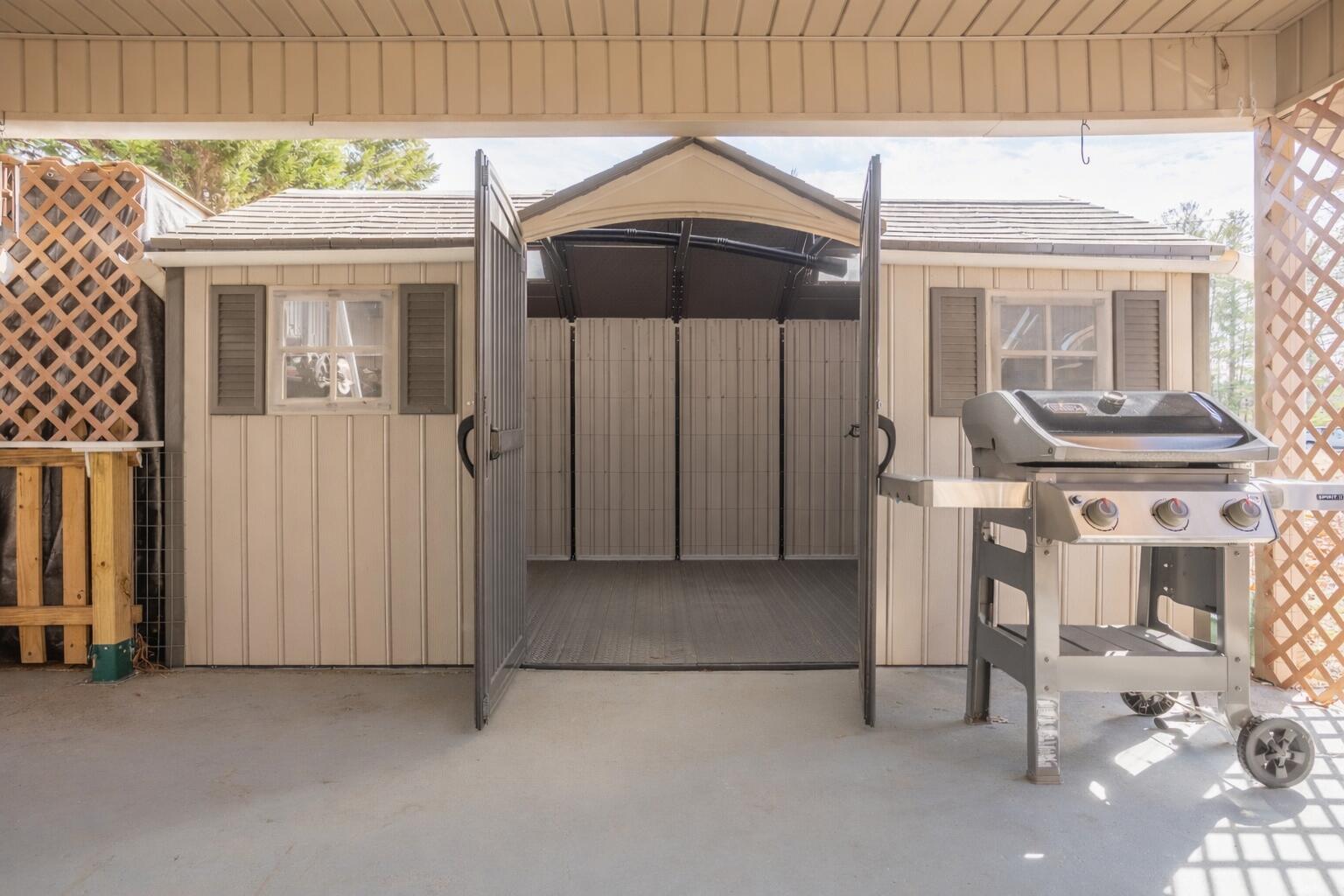 128 Huntington Road Ridgeway, VA 24148 - Photo 41 of 60 an entrance to house with yard