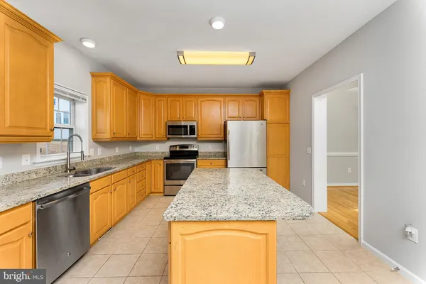 $3,100 | 46 Glacier Way, Stafford, VA 22554