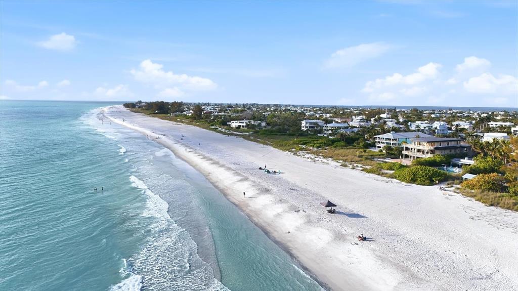 114 78th Street Holmes Beach, FL 34217 - Photo 10 of 25