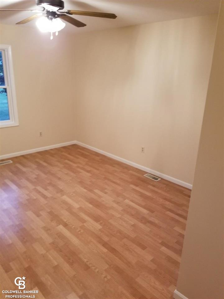 8945 Fisher Road Avoca, MI 48006 - Photo 16 of 39 Bedroom