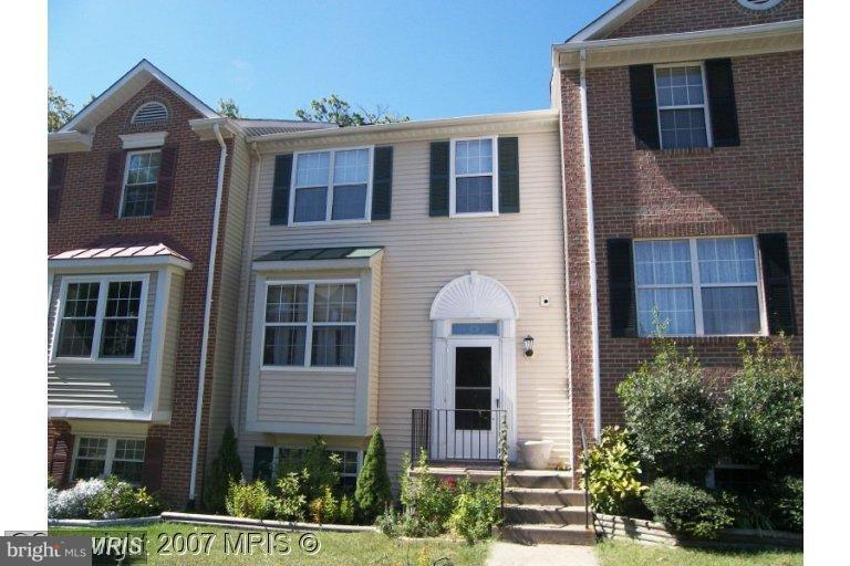 503 Crossing Road Fredericksburg, VA 22406 - Photo 1 of 12 Exterior (Front)