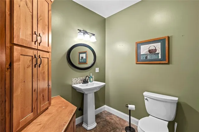 $399,000 | 1301 Northeast 196th Street, Smithville, MO 64089