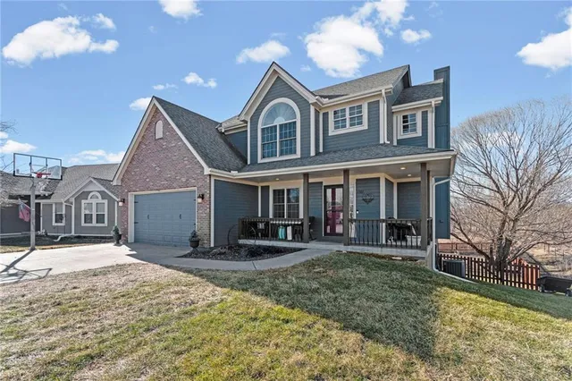 $399,000 | 1301 Northeast 196th Street, Smithville, MO 64089