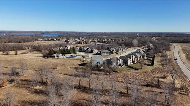 $399,000 | 1301 Northeast 196th Street, Smithville, MO 64089