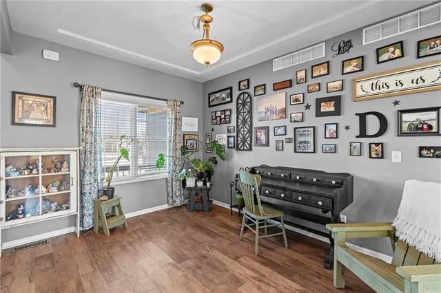 $399,000 | 1301 Northeast 196th Street, Smithville, MO 64089