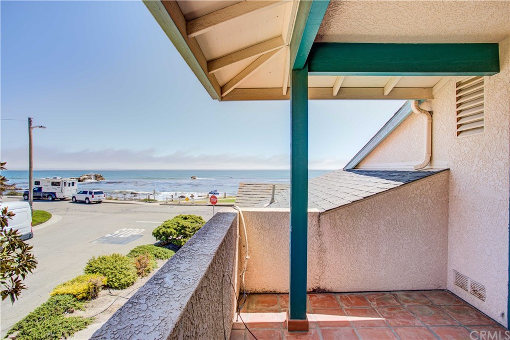 1702 Ocean Boulevard Pismo Beach, CA 93449 - Photo 15 of 33