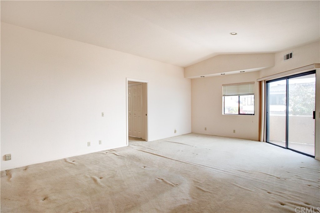 1702 Ocean Boulevard Pismo Beach, CA 93449 - Photo 9 of 33