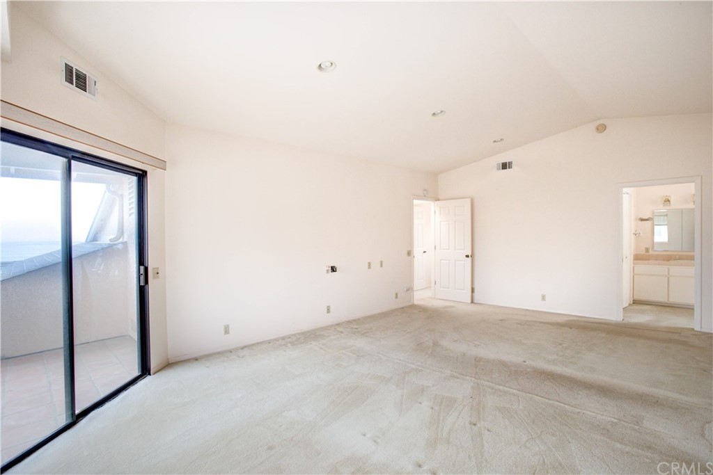 1702 Ocean Boulevard Pismo Beach, CA 93449 - Photo 10 of 33