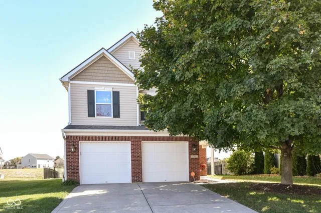 $335,000 | 3391 Roundlake Lane, Whitestown, IN 46075
