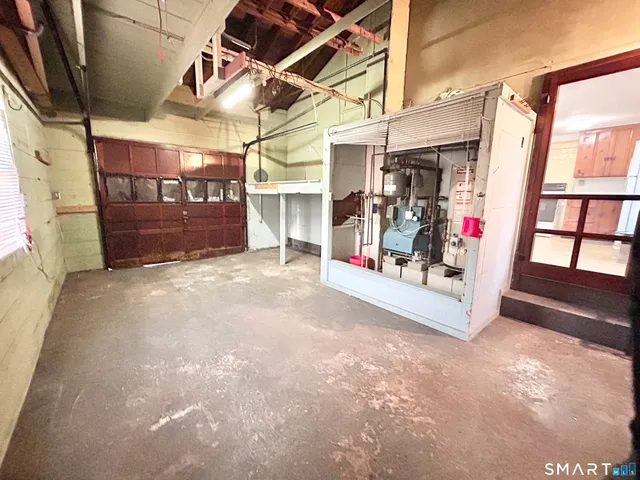 a view of a storage & utility room