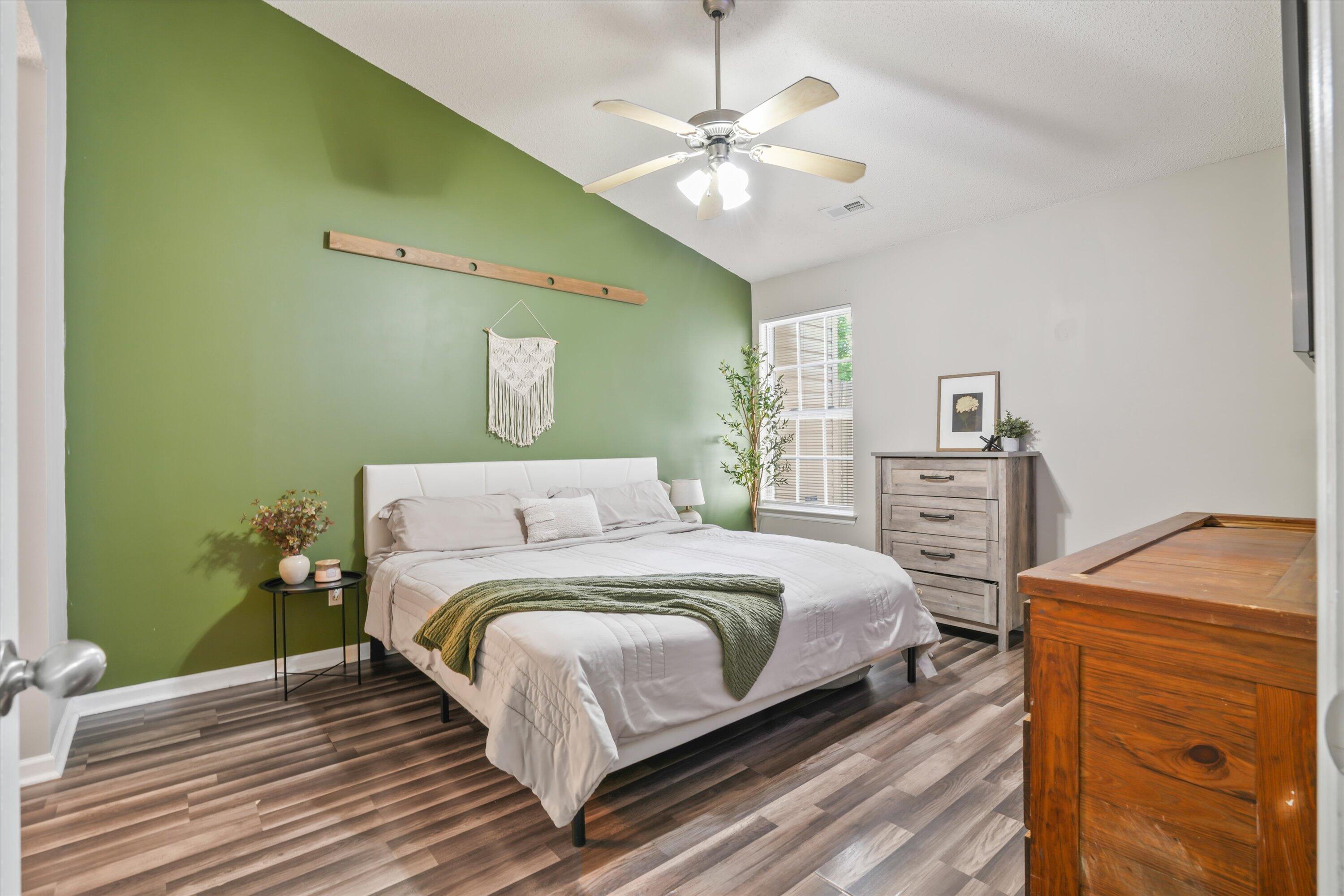7999 Vermont Road North Charleston, SC 29418 - Photo 11 of 24 Primary Bedroom