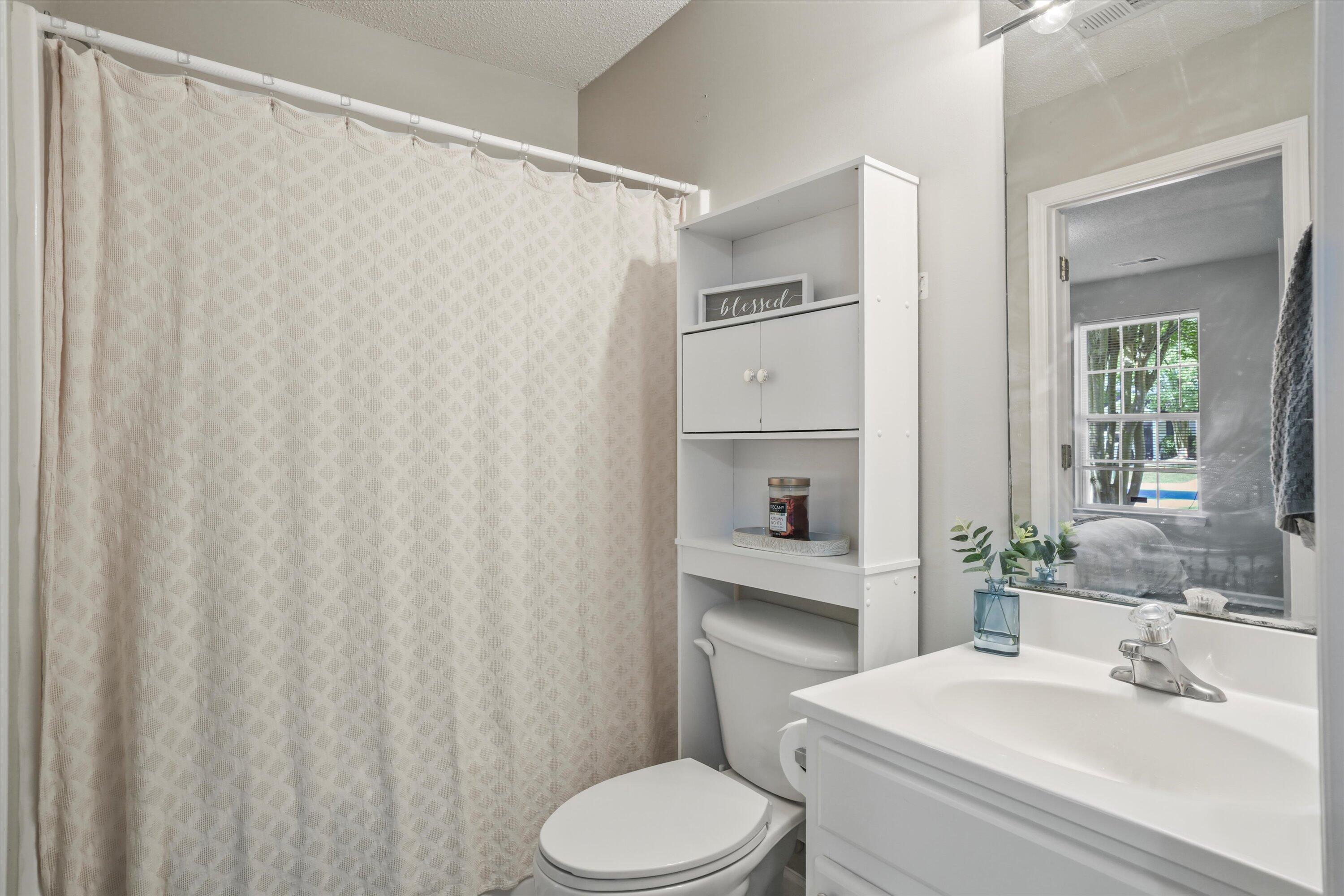 7999 Vermont Road North Charleston, SC 29418 - Photo 18 of 24 Bathroom