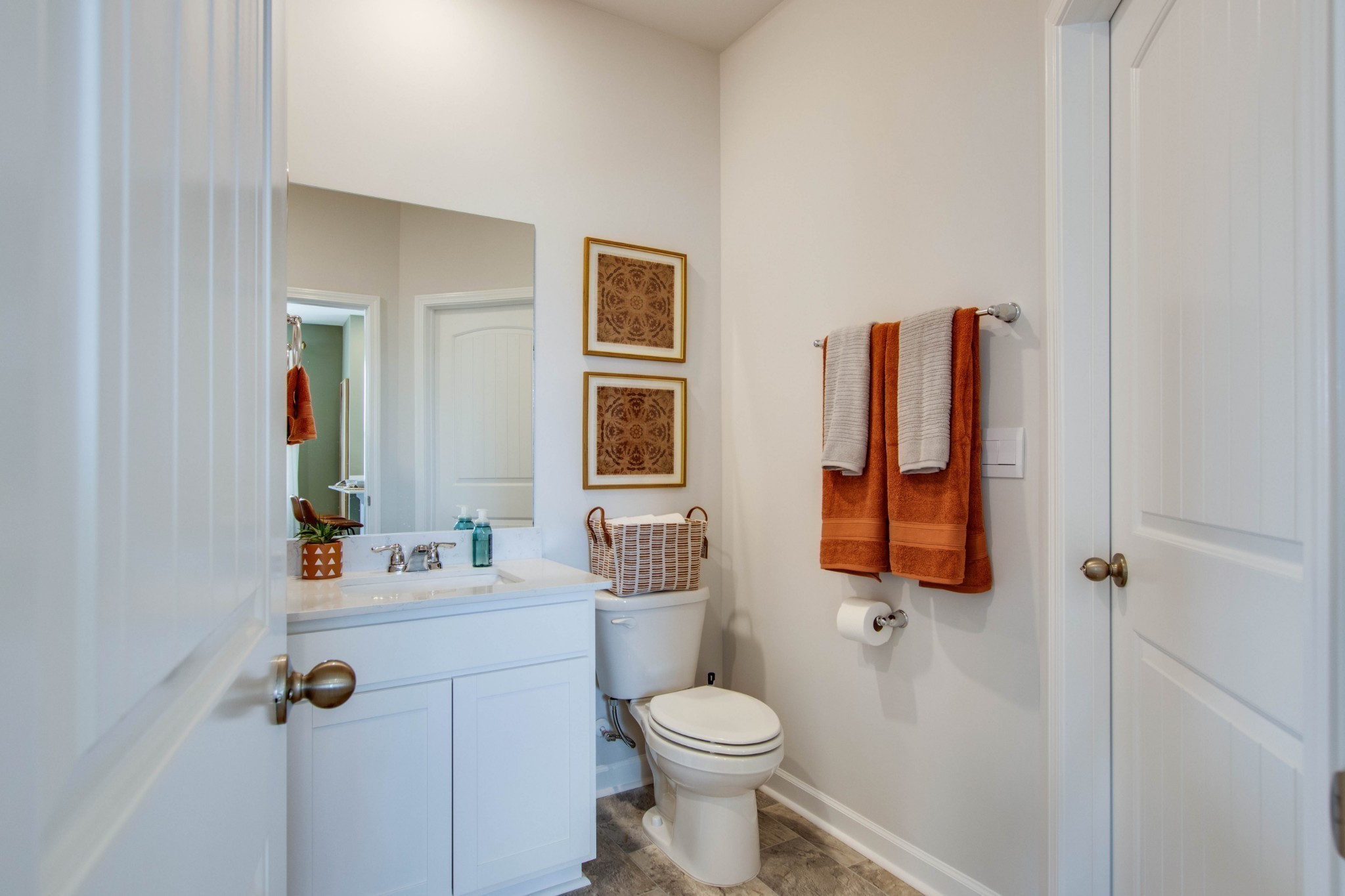 258 Hazel Lane Lebanon, TN 37087 - Photo 13 of 37 a bathroom with a toilet sink and shower