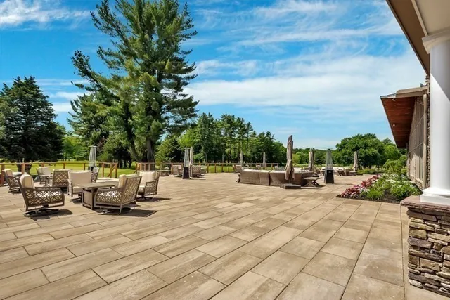 $1,549,000 | 37 Cpe Clb Drive, Sharon, MA 02067