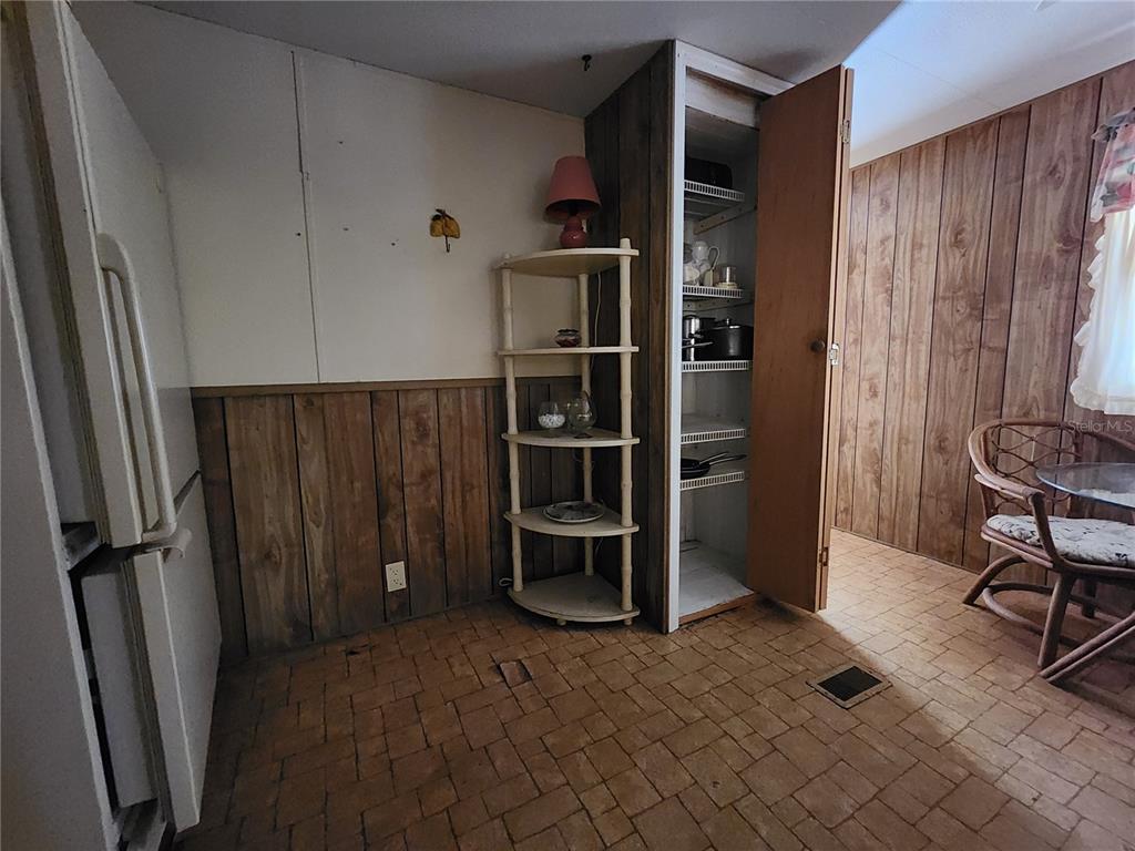 13022 East Shawnee Trail Inverness, FL 34450 - Photo 21 of 80 a view of an empty room with a closet