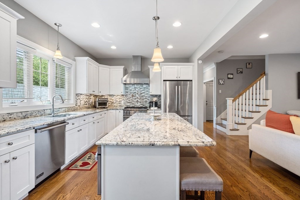 26 Redwing Road Wellesley, MA 02481 - Photo 10 of 42