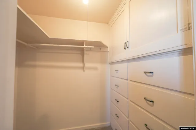 $399,000 | 269 Hoskins-McGuire Road, Rock Springs, WY 82901