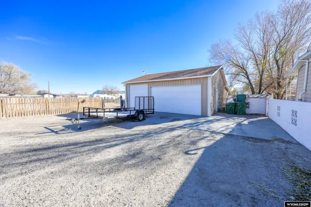 $399,000 | 269 Hoskins-McGuire Road, Rock Springs, WY 82901