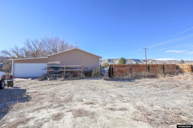 $399,000 | 269 Hoskins-McGuire Road, Rock Springs, WY 82901