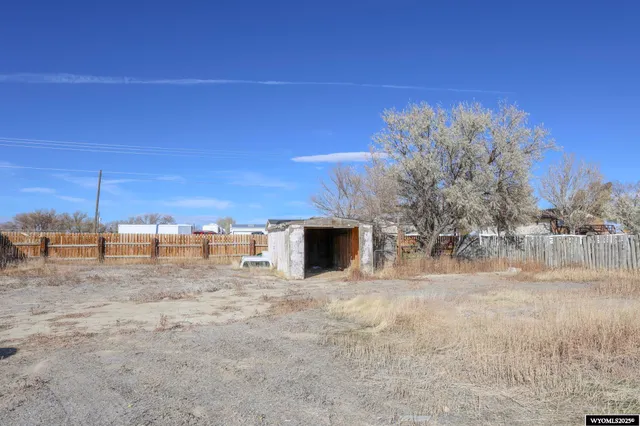 $399,000 | 269 Hoskins-McGuire Road, Rock Springs, WY 82901