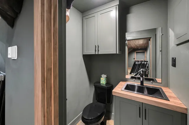 a view of outdoor space yard and patio