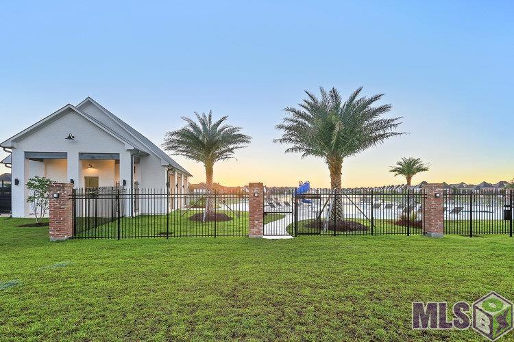 2729 Shore Avenue Baton Rouge, LA 70810 - Photo 25 of 32