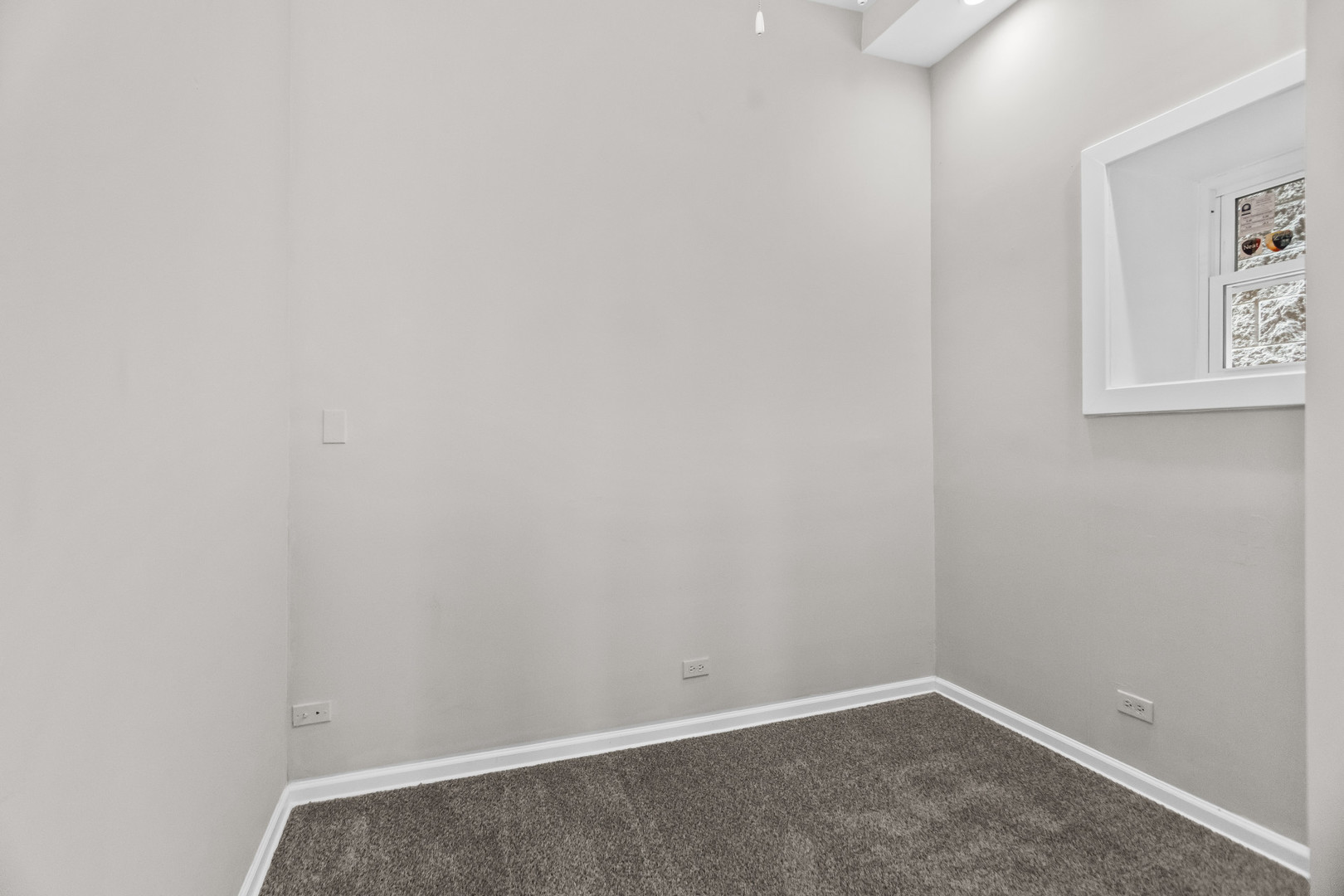 2247 West Monroe Street, Unit 3 Chicago, IL 60612 - Photo 15 of 31 a view of an empty room