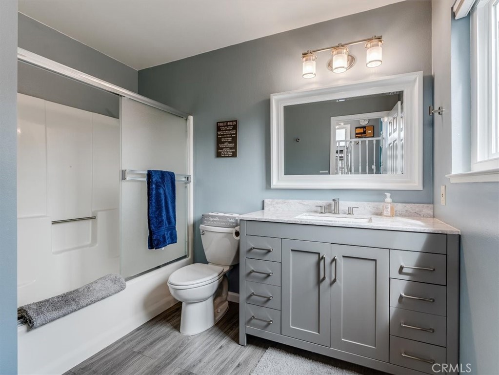 554 Cambridge Street Cambria, CA 93428 - Photo 30 of 52 Secondary Bathroom