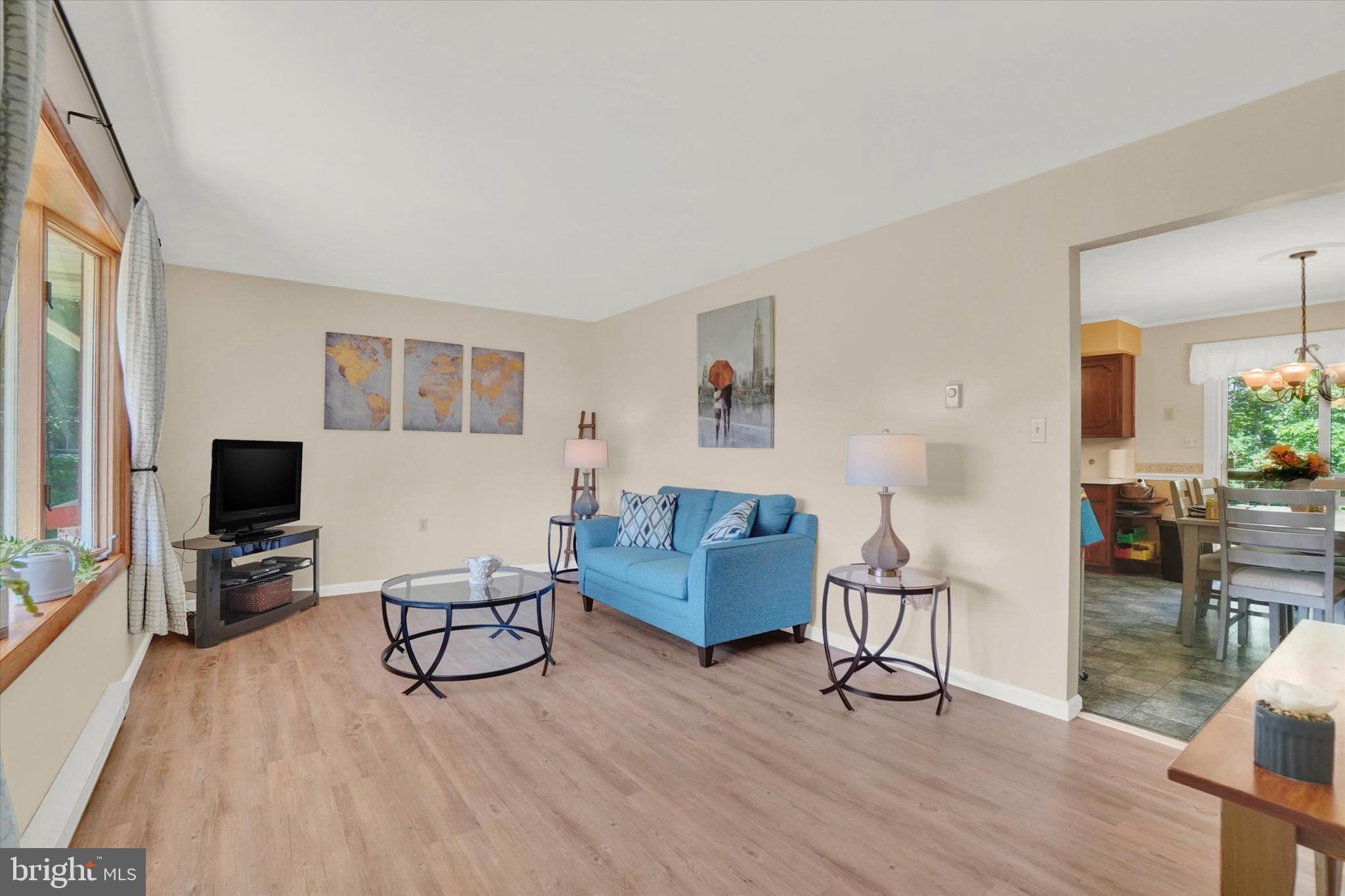 12600 Laurel Road Brogue, PA 17309 - Photo 3 of 28 Spacious Living Room