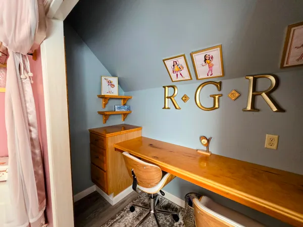 $289,900 | 60 Church Street, Livermore Falls, ME 04254