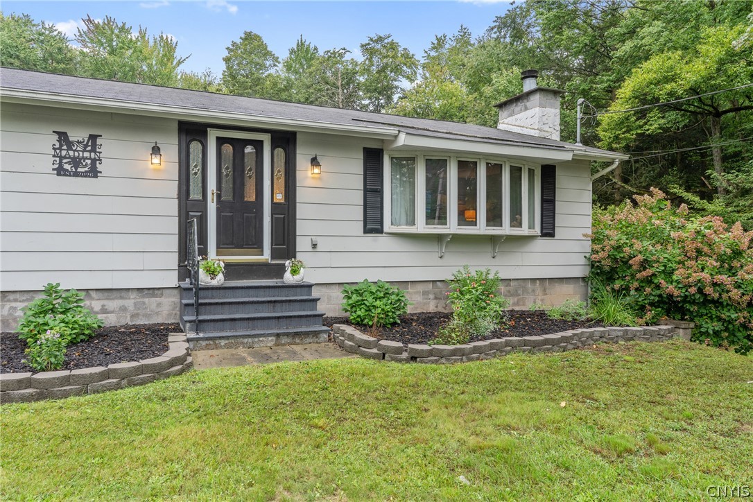 593 County Rte 10 Schroeppel, NY 13132 - Photo 2 of 38 Gallery Image 2