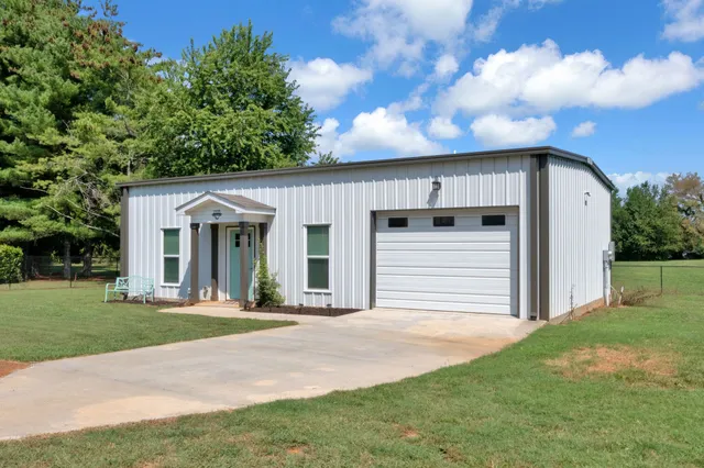 $999,900 | 2329 Manchester Irby Lane, Murfreesboro, TN 37127