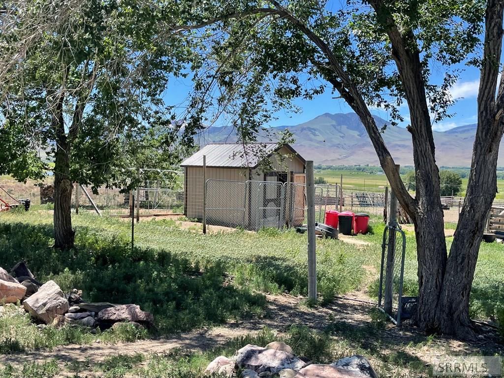 1096 Upper Hot Spgs Road Challis, ID 83226 - Photo 7 of 49