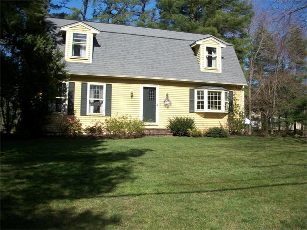 136 Debora Road North Attleboro, MA 02760 - Photo 1 of 13 Gallery Image 1