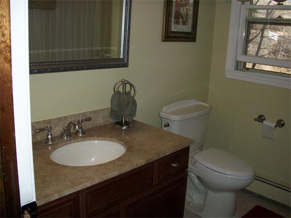 136 Debora Road North Attleboro, MA 02760 - Photo 12 of 13 Gallery Image 12