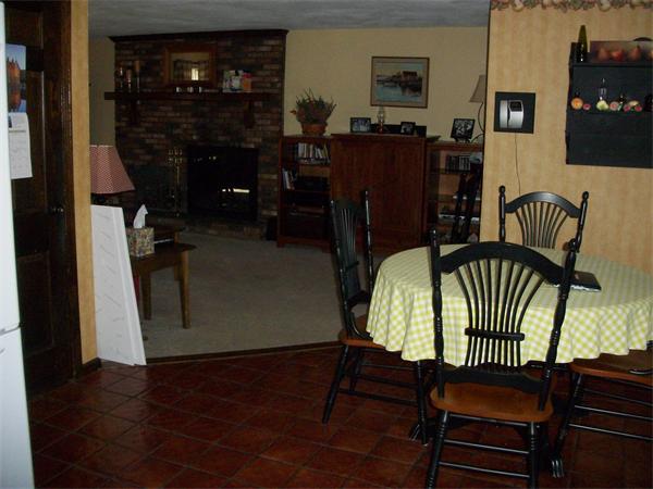 136 Debora Road North Attleboro, MA 02760 - Photo 5 of 13 Gallery Image 5