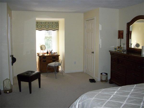 136 Debora Road North Attleboro, MA 02760 - Photo 10 of 13 Gallery Image 10