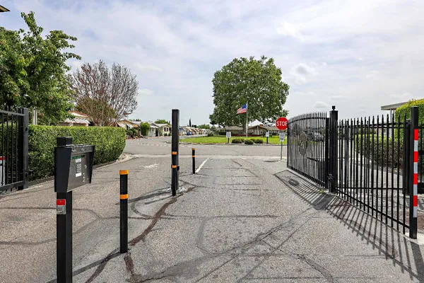 $115,000 | 1400 North Tully Road, Unit 121, Turlock, CA 95380