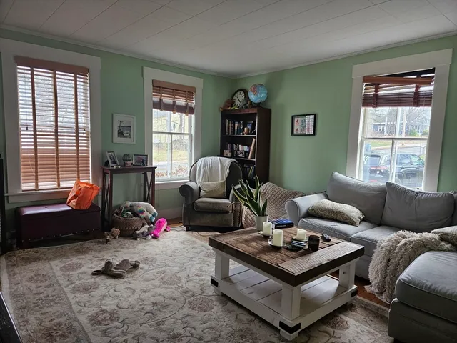 $499,000 | 108 Maple Street, Hopkinton, NH 03229